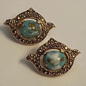 Vintage Sara Coventry Turquoise Glass Remembrance Clip Earrings